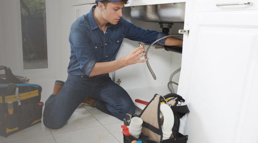 Local tankless water heater installation in Chilhowee, MO